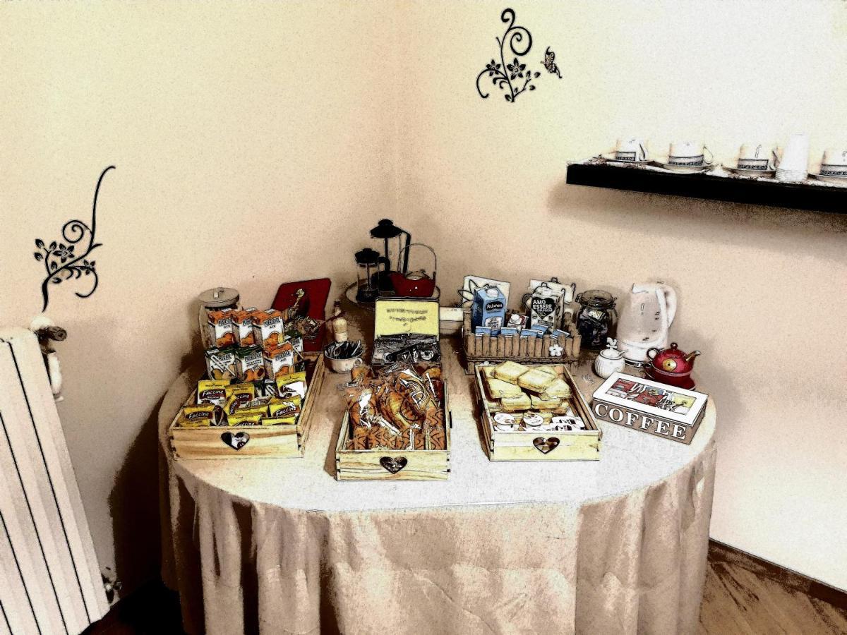 B&B Tre Passi Dalla Torre 蒙特萨尔基奥 外观 照片