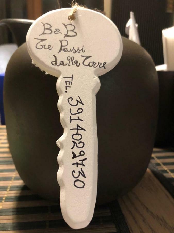 B&B Tre Passi Dalla Torre 蒙特萨尔基奥 外观 照片
